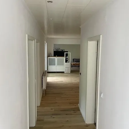 Apartment Mit Garten Und Ueberdachter Terrasse