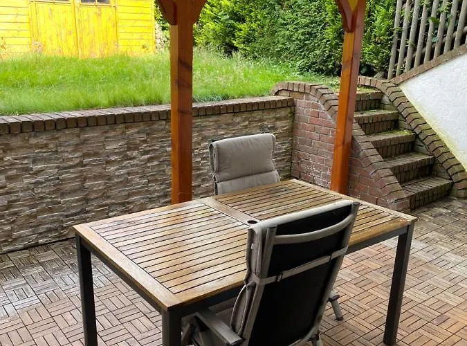 Mit Garten Und Ueberdachter Terrasse Apartment Ense